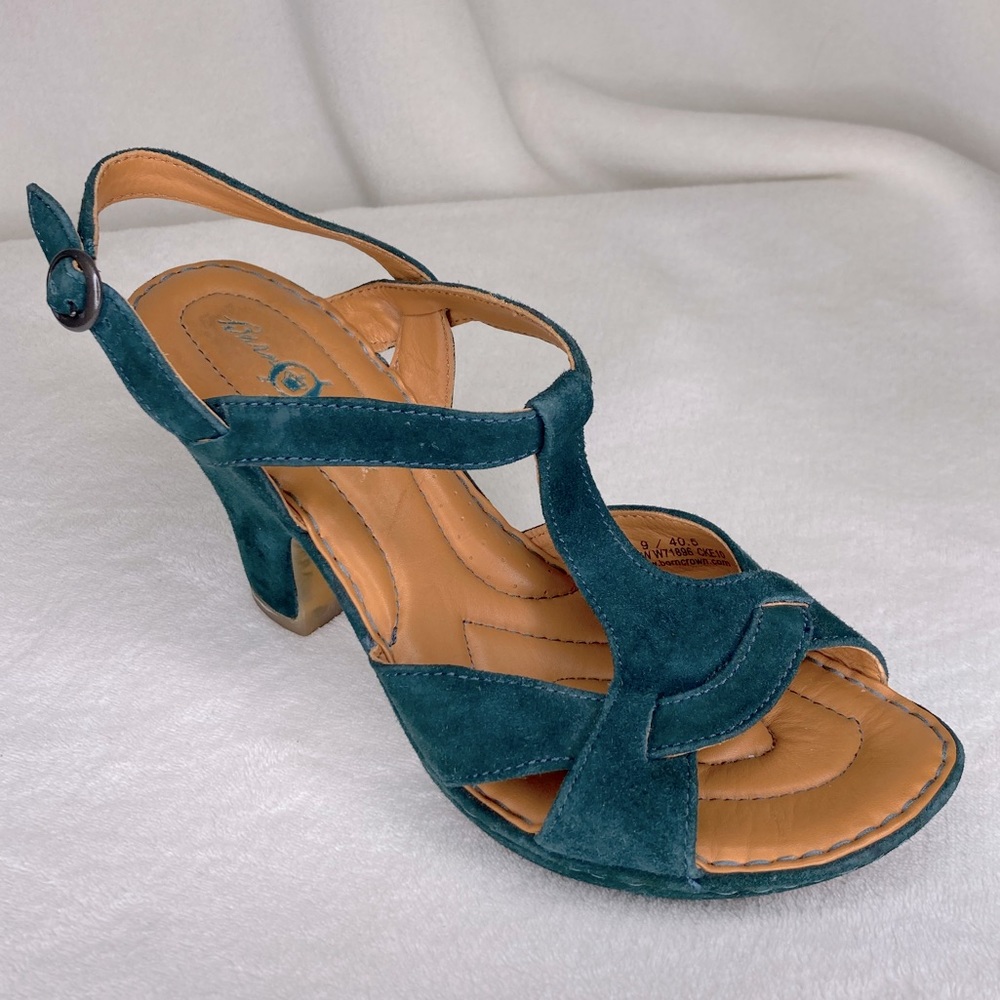 Born Crown Suede Sandal Heels Size 9 - Green